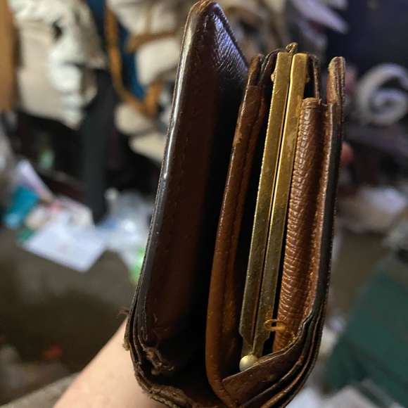 AUTHENTIC Louis Vuitton Monogram Wallet - Picture 2 of 15